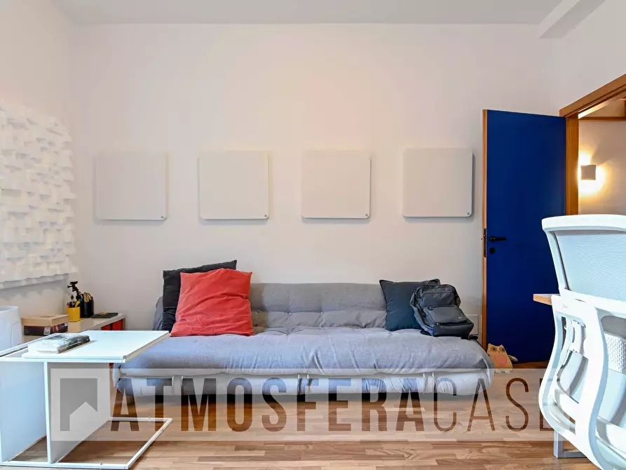 Immagine 16 di Appartamento in vendita  in Via Giulio Crescenzi a Bergamo