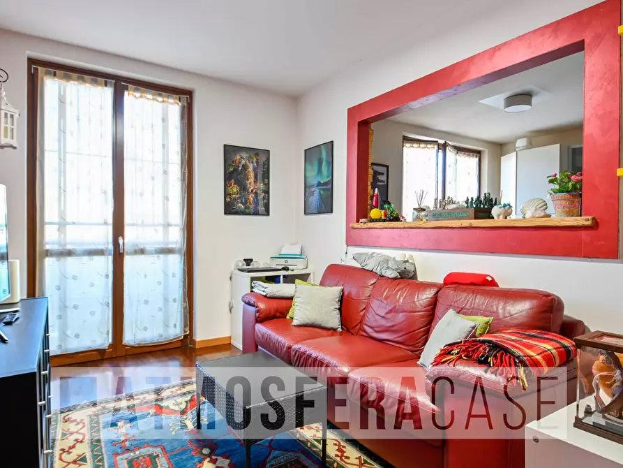 Immagine 6 di Appartamento in vendita  in Via Italia a Pozzo D'adda