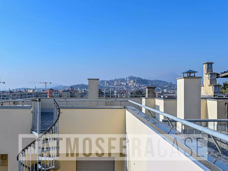 Immagine 28 di Appartamento in vendita  in Via Borgo Palazzo a Bergamo