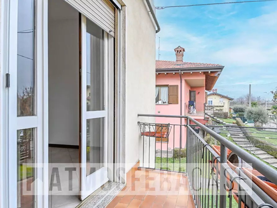 Immagine 5 di Appartamento in vendita  in Via ventoglio a Brembate Di Sopra