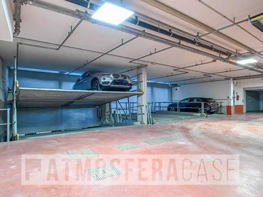 Immagine 17 di Appartamento in vendita  in Via Broseta a Bergamo