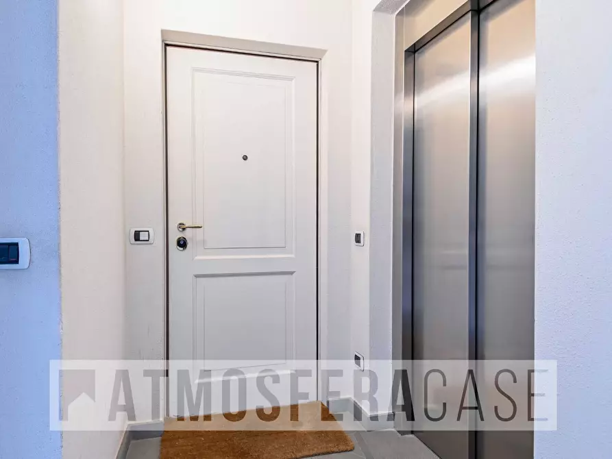 Immagine 16 di Appartamento in vendita  in Via Broseta a Bergamo