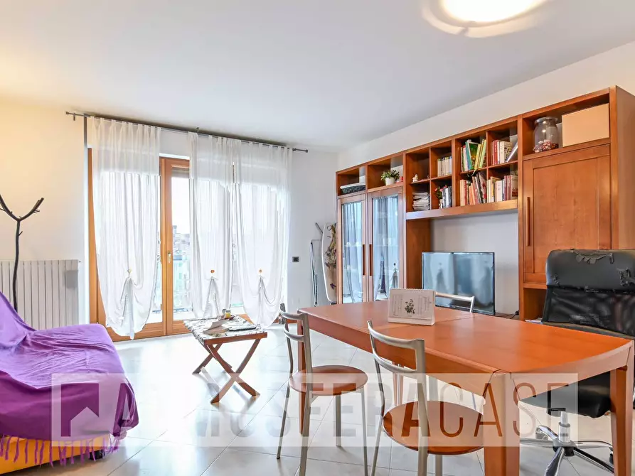 Immagine 4 di Appartamento in affitto  in Via Marzanica a Torre Boldone