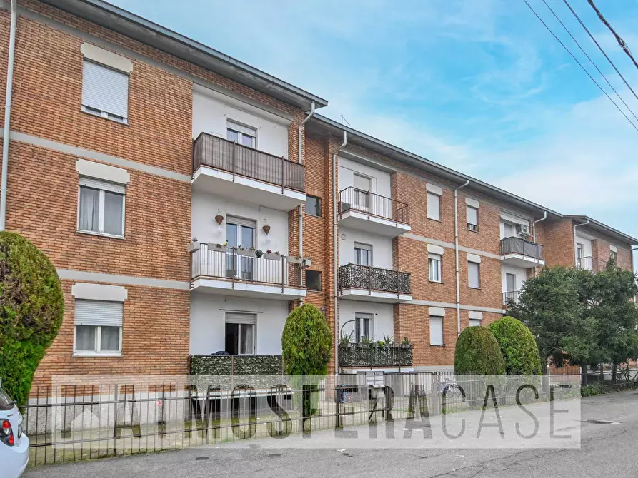 Immagine 26 di Appartamento in vendita  in Via Toscanini a Stezzano