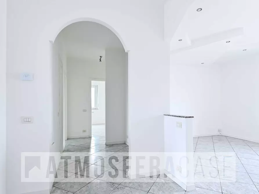 Immagine 4 di Appartamento in vendita  in Via Toscanini a Stezzano