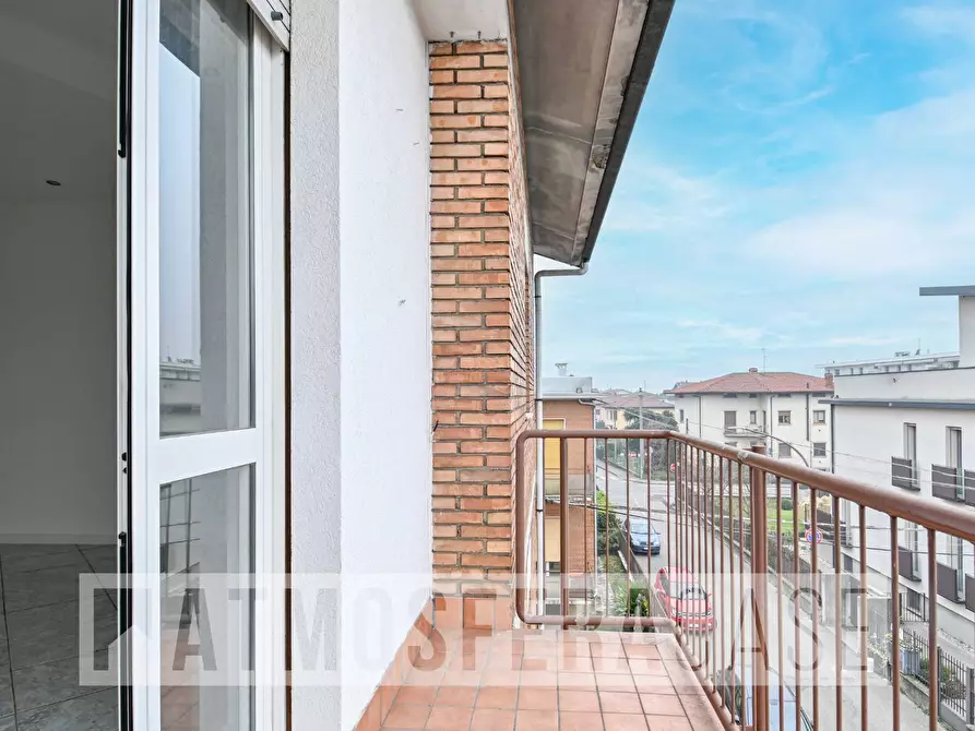 Immagine 9 di Appartamento in vendita  in Via Toscanini a Stezzano