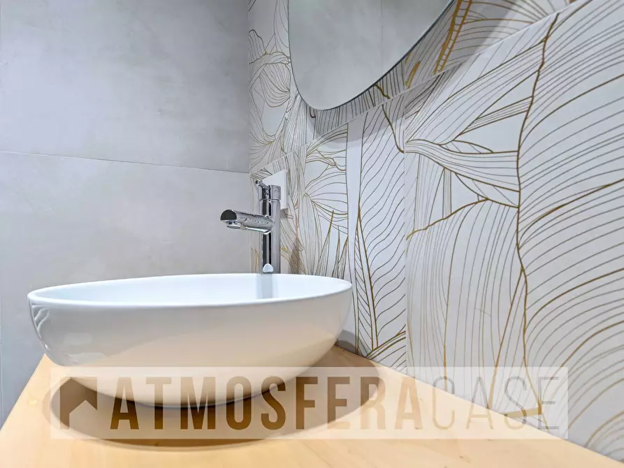 Immagine 19 di Appartamento in vendita  in Via Sant'alessandro a Bergamo