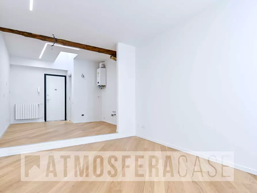 Immagine 3 di Appartamento in vendita  in Via Sant'alessandro a Bergamo