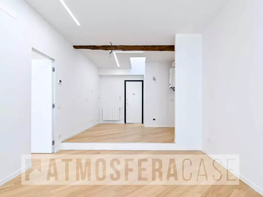 Immagine 6 di Appartamento in vendita  in Via Sant'alessandro a Bergamo