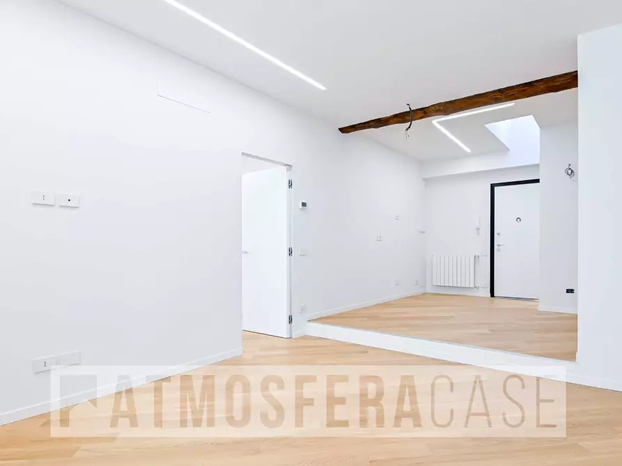 Immagine 7 di Appartamento in vendita  in Via Sant'alessandro a Bergamo