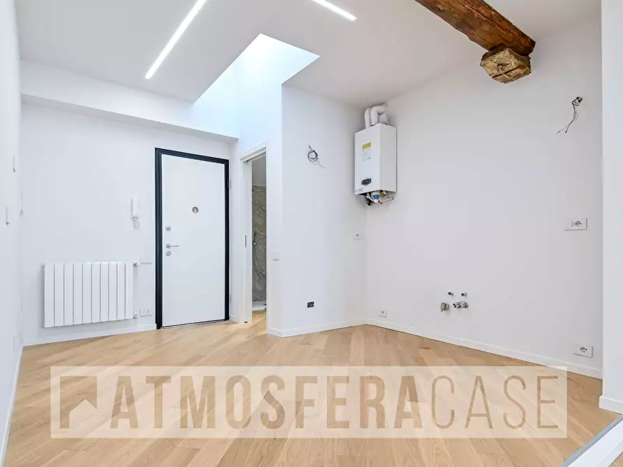 Immagine 5 di Appartamento in vendita  in Via Sant'alessandro a Bergamo