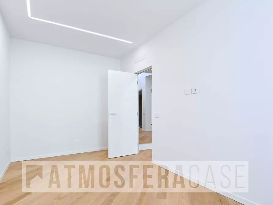 Immagine 15 di Appartamento in vendita  in Via Sant'alessandro a Bergamo