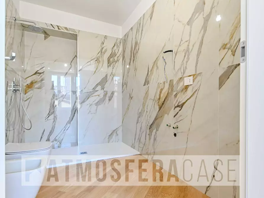 Immagine 9 di Appartamento in vendita  in Via Sant'alessandro a Bergamo