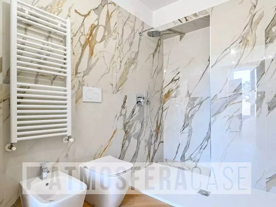 Immagine 7 di Appartamento in vendita  in Via Sant'alessandro a Bergamo