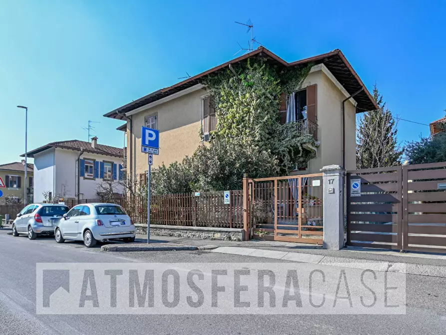 Immagine 27 di Villa in vendita  in Via Luigi Luzzatti a Bergamo
