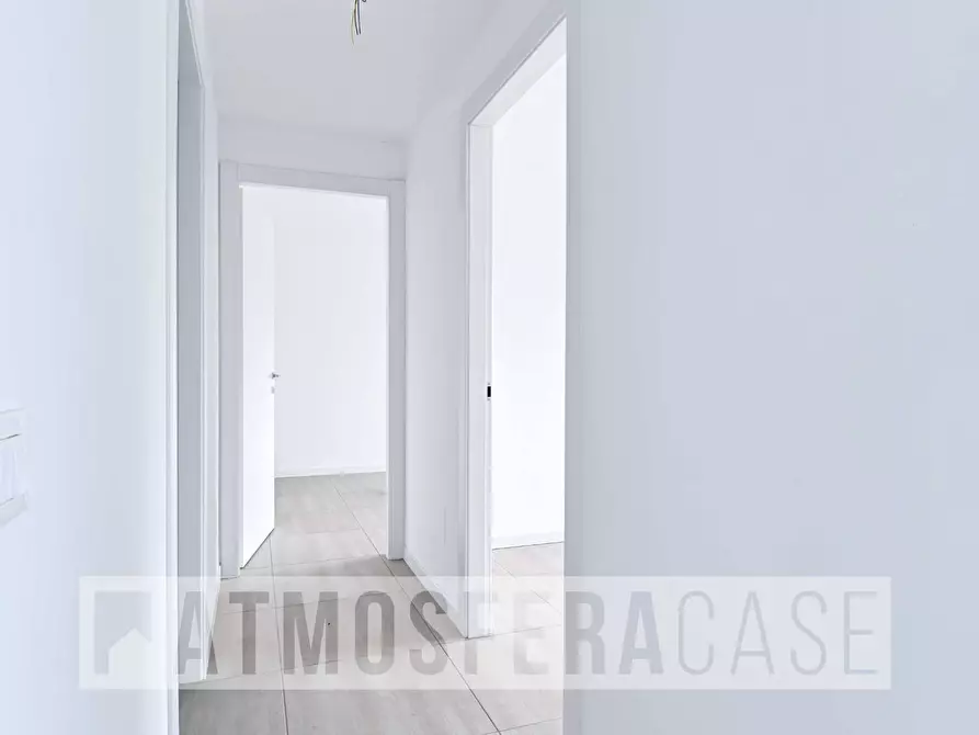 Immagine 12 di Villa in vendita  in Via Udine a Treviolo