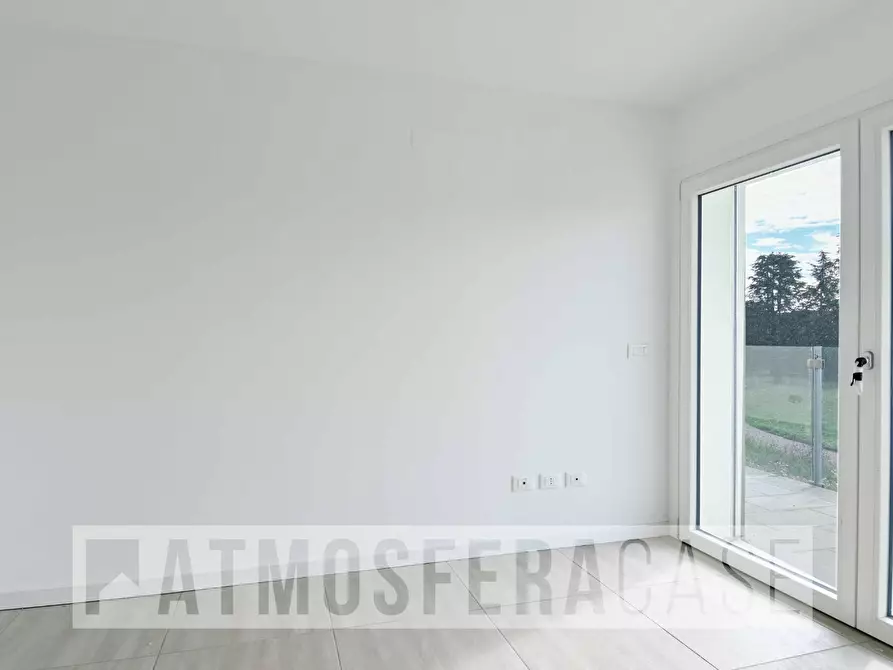 Immagine 23 di Villa in vendita  in Via Udine a Treviolo