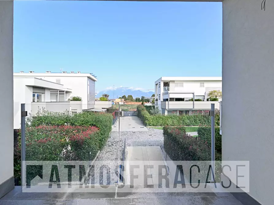 Immagine 20 di Villa in vendita  in Via Udine a Treviolo