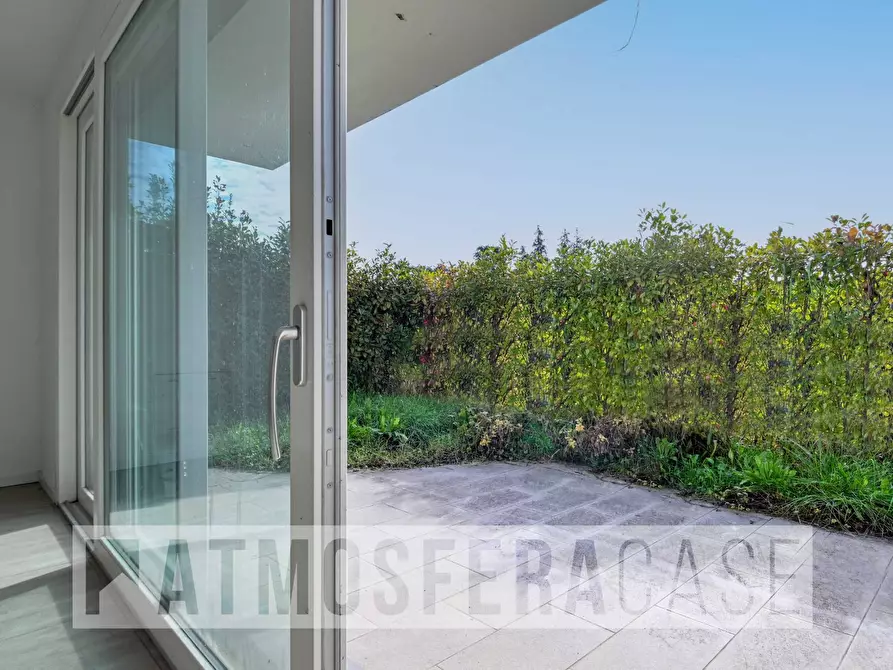 Immagine 6 di Villa in vendita  in Via Udine a Treviolo