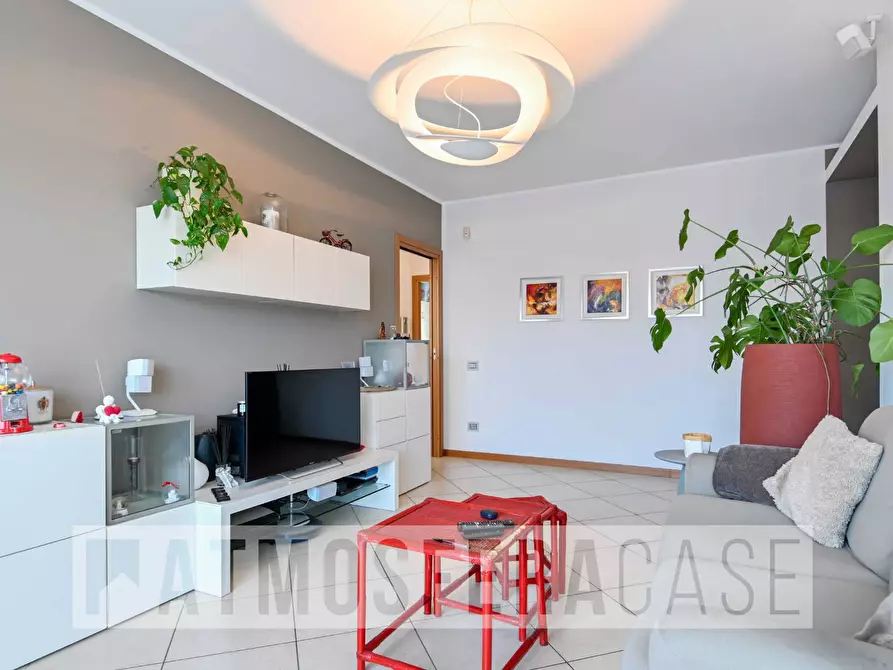 Immagine 4 di Appartamento in vendita  in Via Lombardia a Alzano Lombardo