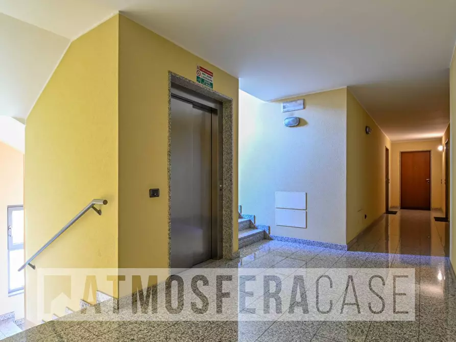 Immagine 24 di Appartamento in vendita  in Via Lombardia a Alzano Lombardo