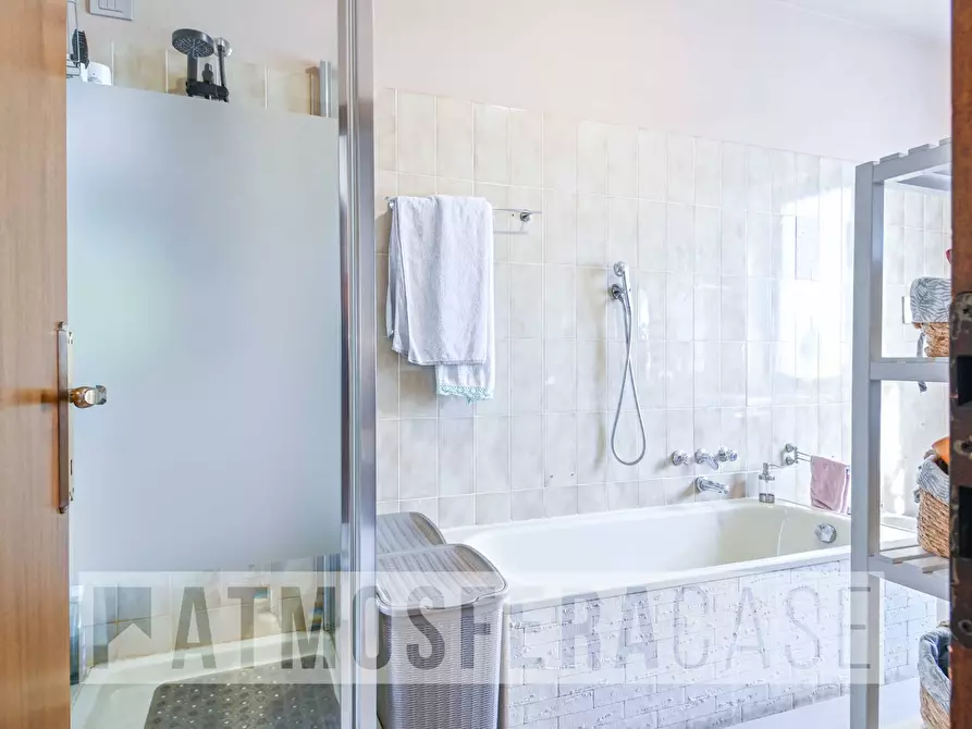 Immagine 24 di Villetta a schiera in vendita  in via Ugo Foscolo a Bonate Sopra