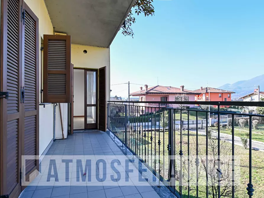 Immagine 3 di Appartamento in vendita  in VIA VENTOGLIO a Brembate Di Sopra