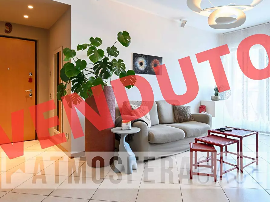 Immagine 1 di Appartamento in vendita  in Via Lombardia a Alzano Lombardo