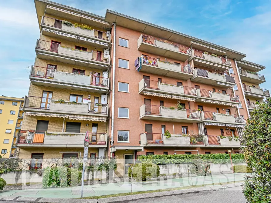 Immagine 19 di Appartamento in vendita  in Via Lev Tolstoj a Bergamo