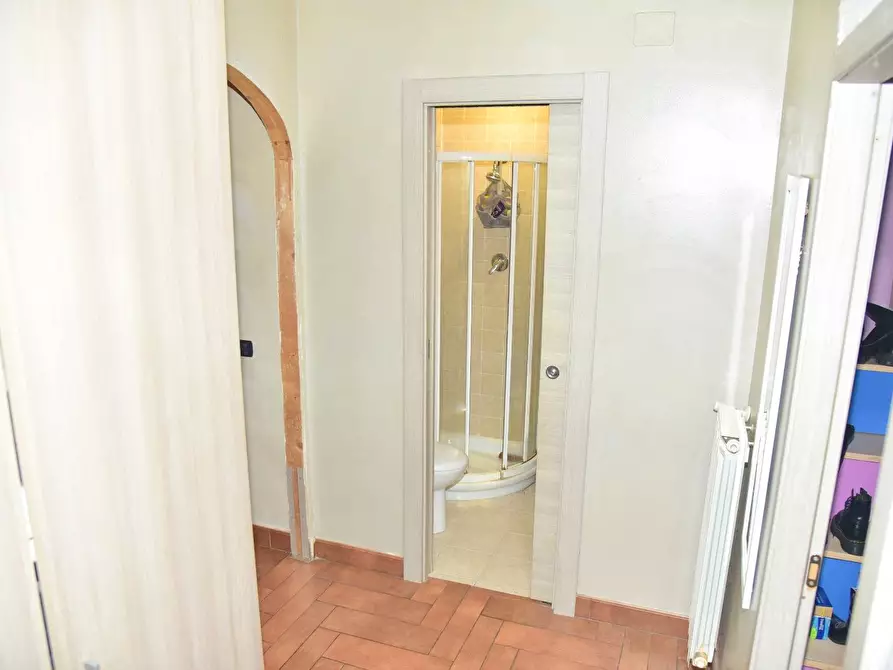 Immagine 24 di Appartamento in vendita  in VIA LAGO DI GARDA a Tivoli