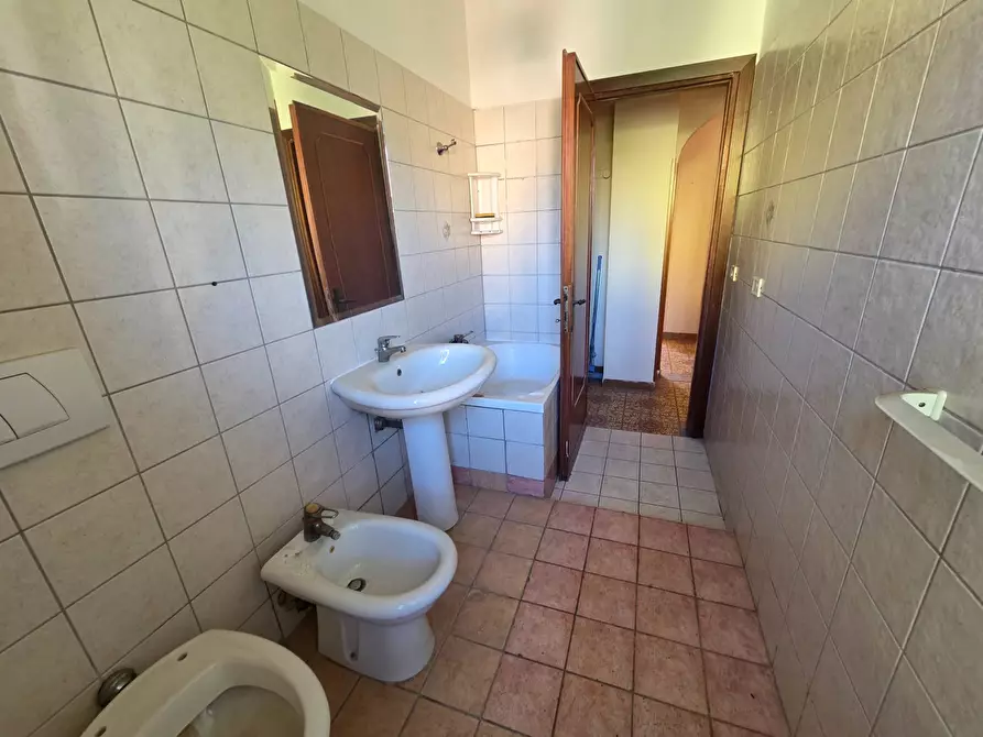 Immagine 21 di Appartamento in vendita  in VIA DELLE MARGHERITE a Guidonia Montecelio