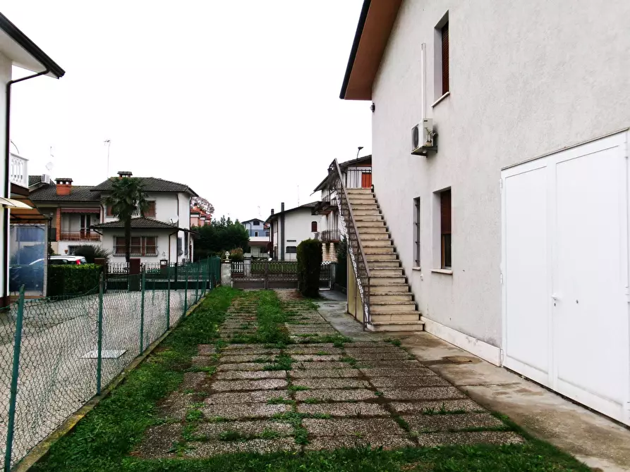 Immagine 29 di Appartamento in vendita  in VIA ORTIGARA a Copparo