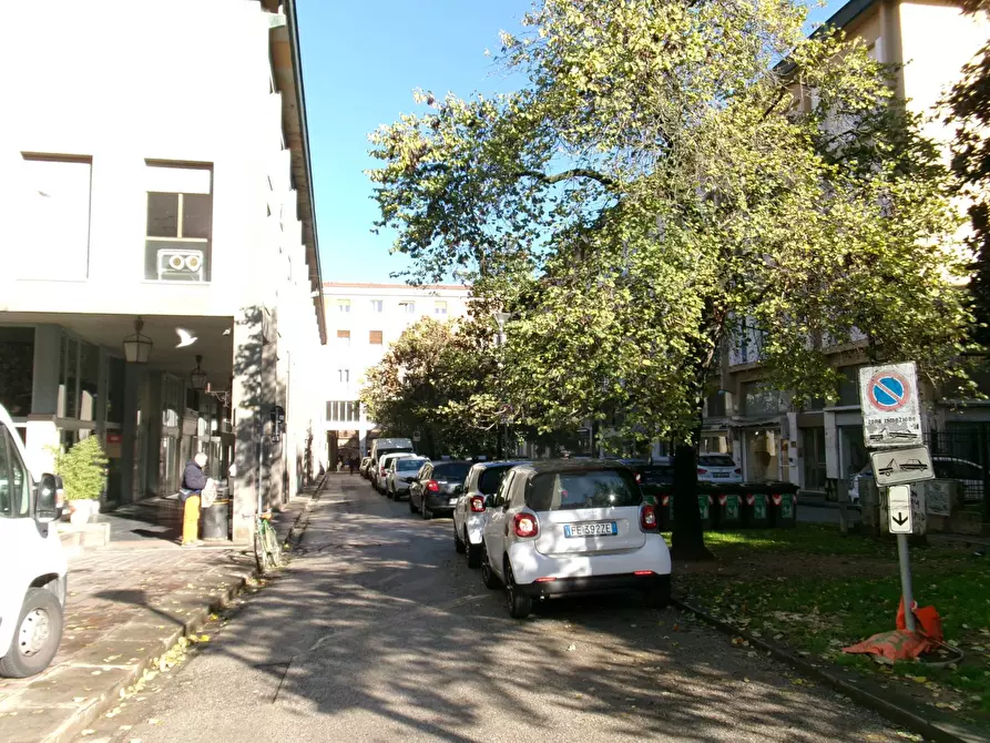 Immagine 22 di Ufficio in vendita  in PIAZZA GOBETTI a Ferrara