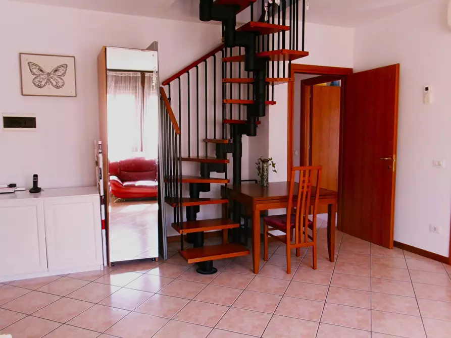 Immagine 9 di Appartamento in vendita  in VIA PONTEGRADELLA a Ferrara