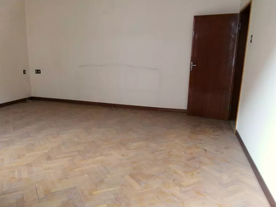 Immagine 23 di Casa indipendente in vendita  in VIA BAGARO a Ferrara