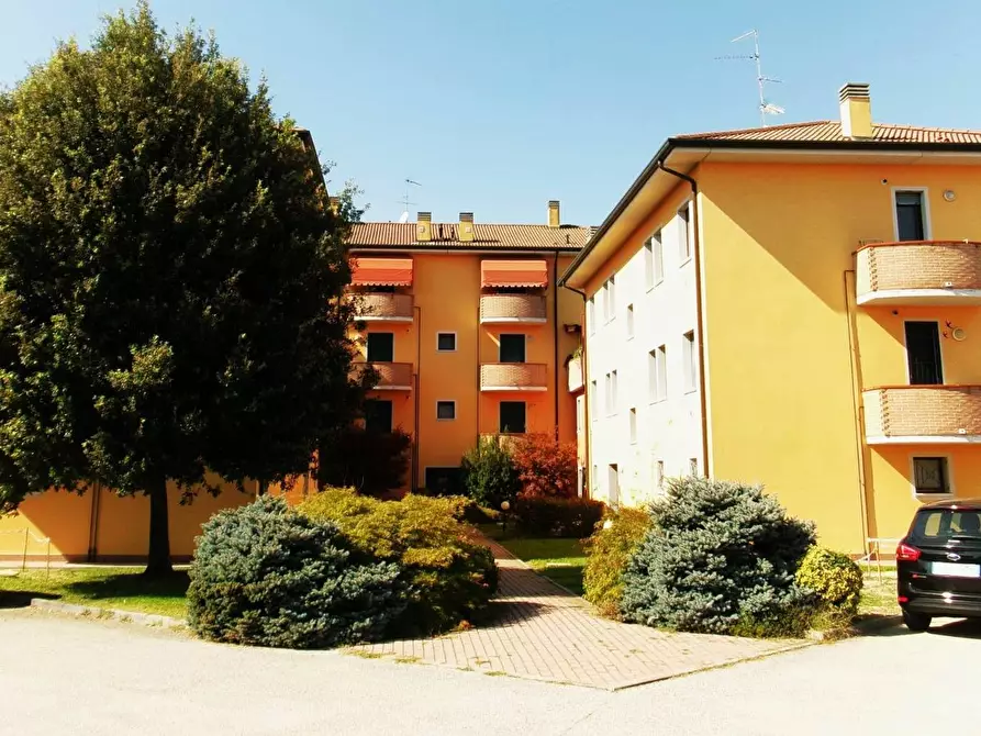 Immagine 1 di Appartamento in vendita  in VIA PONTEGRADELLA a Ferrara