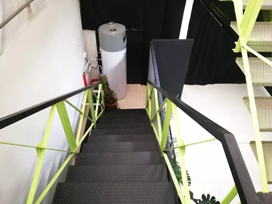 Immagine 23 di Locale commerciale in vendita  in VIA I MAGGIO a Copparo