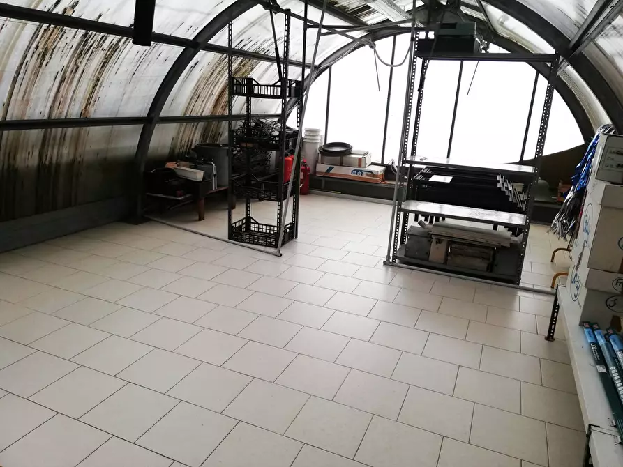 Immagine 25 di Locale commerciale in vendita  in VIA I MAGGIO a Copparo