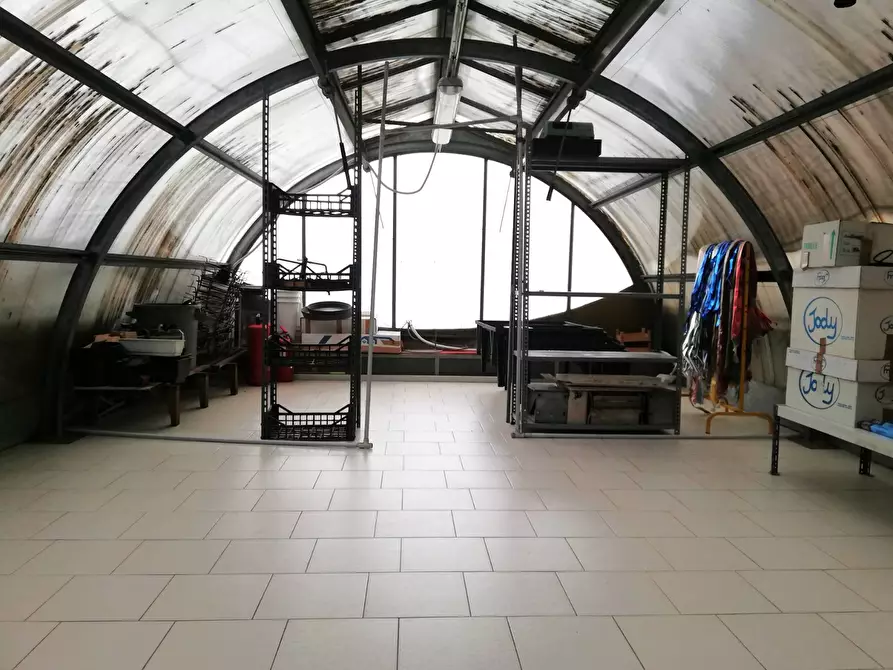 Immagine 26 di Locale commerciale in vendita  in VIA I MAGGIO a Copparo