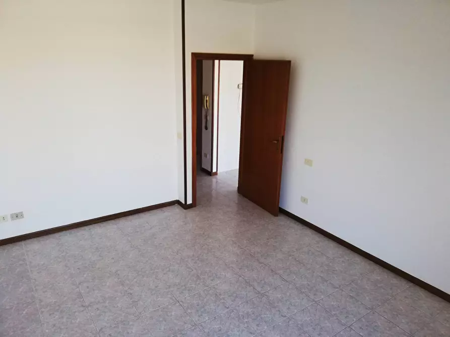 Immagine 9 di Appartamento in vendita  in Via Copparo a Ferrara