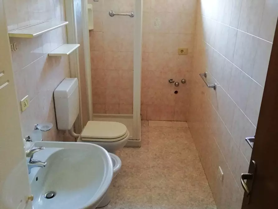 Immagine 14 di Appartamento in vendita  in Via Copparo a Ferrara