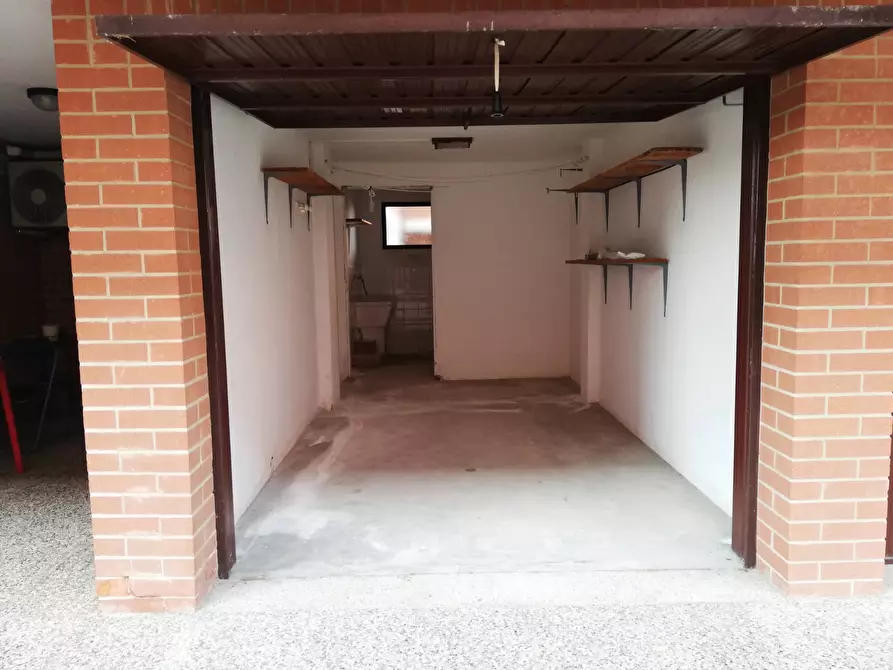 Immagine 17 di Appartamento in vendita  in Via Copparo a Ferrara