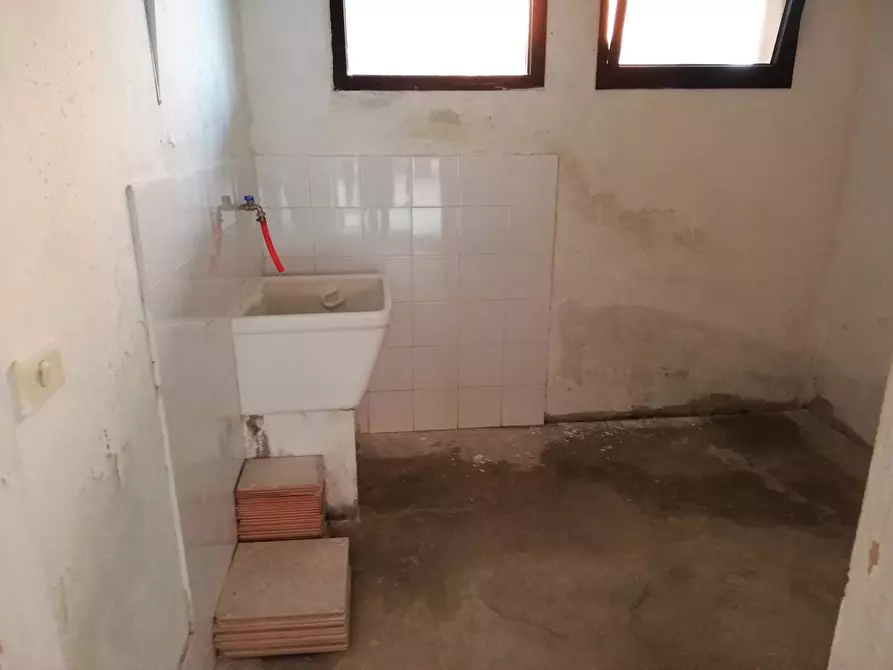 Immagine 19 di Appartamento in vendita  in Via Copparo a Ferrara