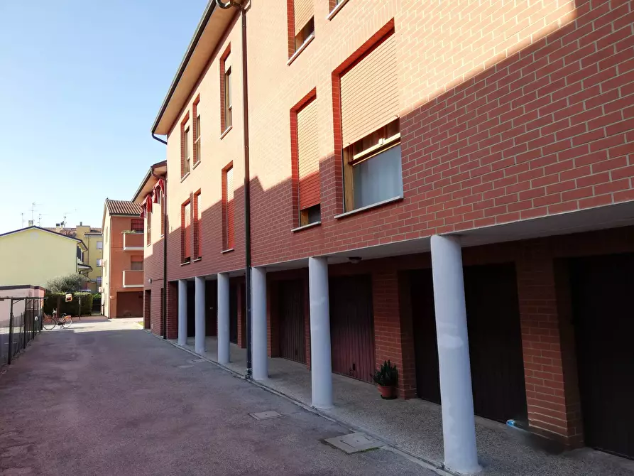 Immagine 21 di Appartamento in vendita  in Via Copparo a Ferrara