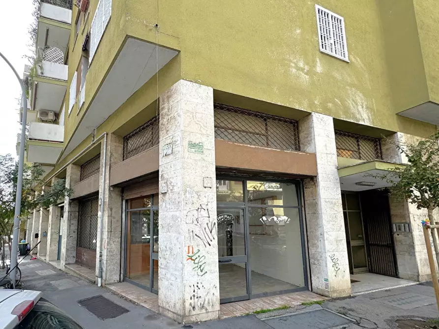 Immagine 20 di Locale commerciale in affitto  in Lidia a Roma