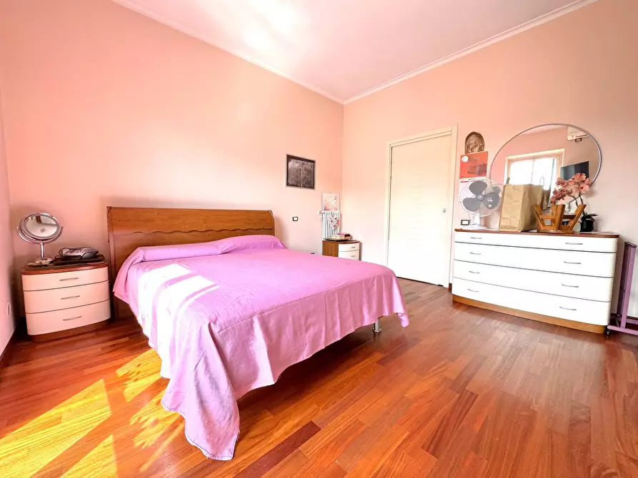 Immagine 20 di Appartamento in vendita  in Via Lucio Vero a Roma