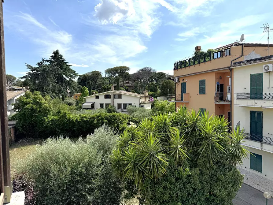 Immagine 21 di Appartamento in vendita  in Via Lucio Vero a Roma