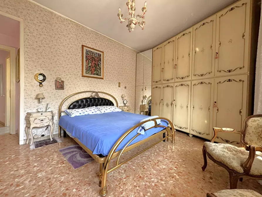 Immagine 25 di Appartamento in vendita  in Via Metaponto a Roma