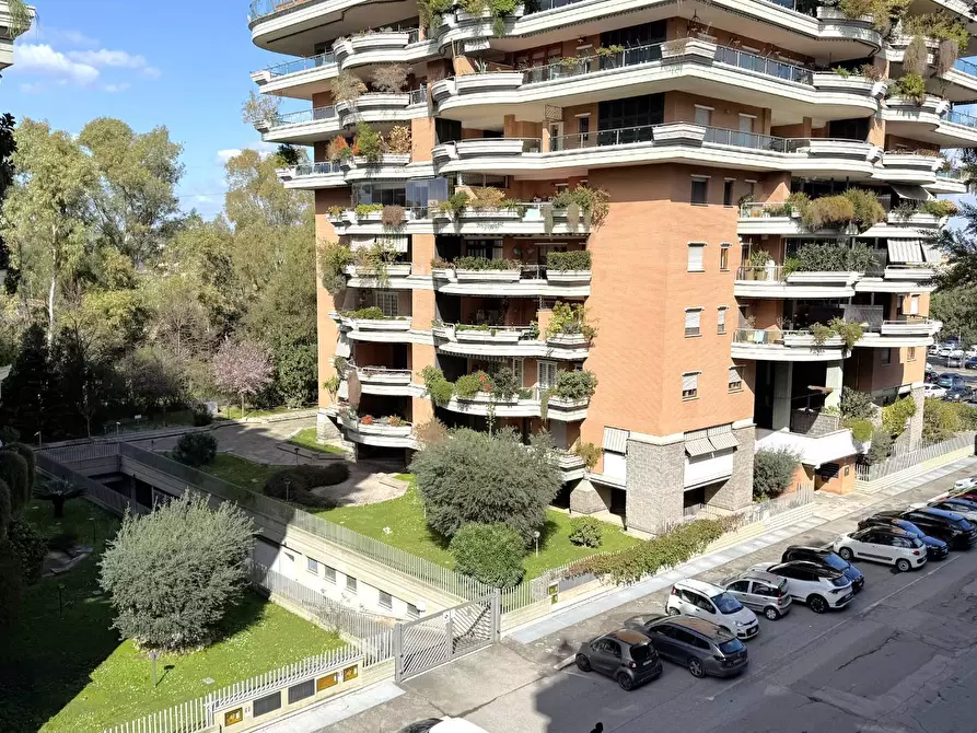 Immagine 25 di Appartamento in vendita  in Via Budapest a Roma