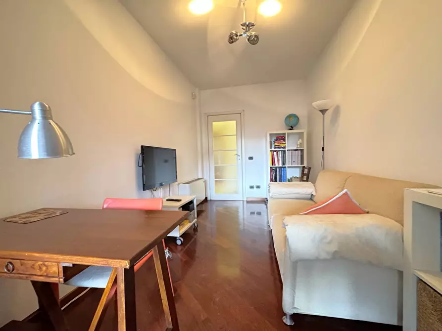 Immagine 29 di Appartamento in vendita  in Via Budapest a Roma